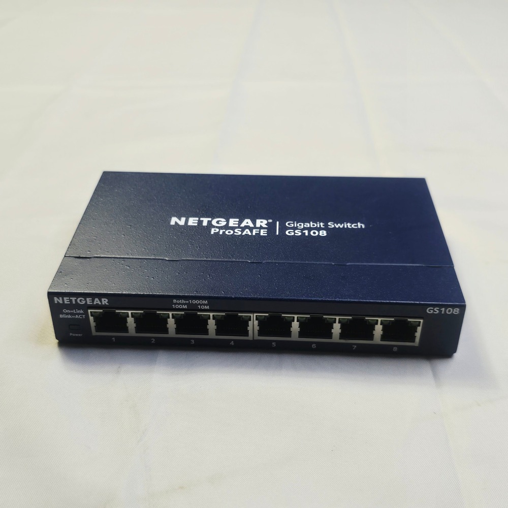 NETGEAR GS108 v4 ProSafe 8 Port Gigabit Ethernet Switch Blue NO POWER ADAPTER
